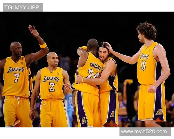 湖人队与开拓者队激战正酣谁将赢得这场西部对决的荣耀与胜利