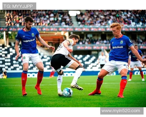 马丁内利的崛起之路：从青涩小将到足球场上的闪耀明星